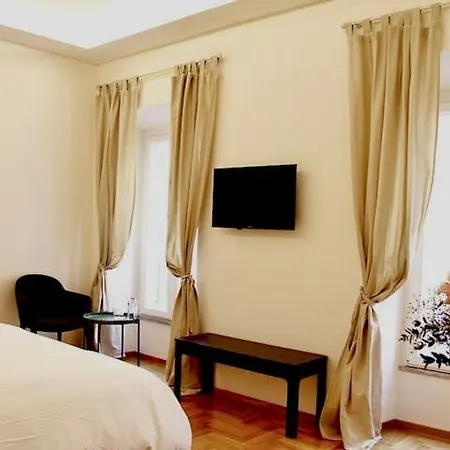 Domo Guesthouse Guest house